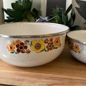 2x Mid-century porcelain enamel mixing bowls by Crowning Touch in Harvest Bloom